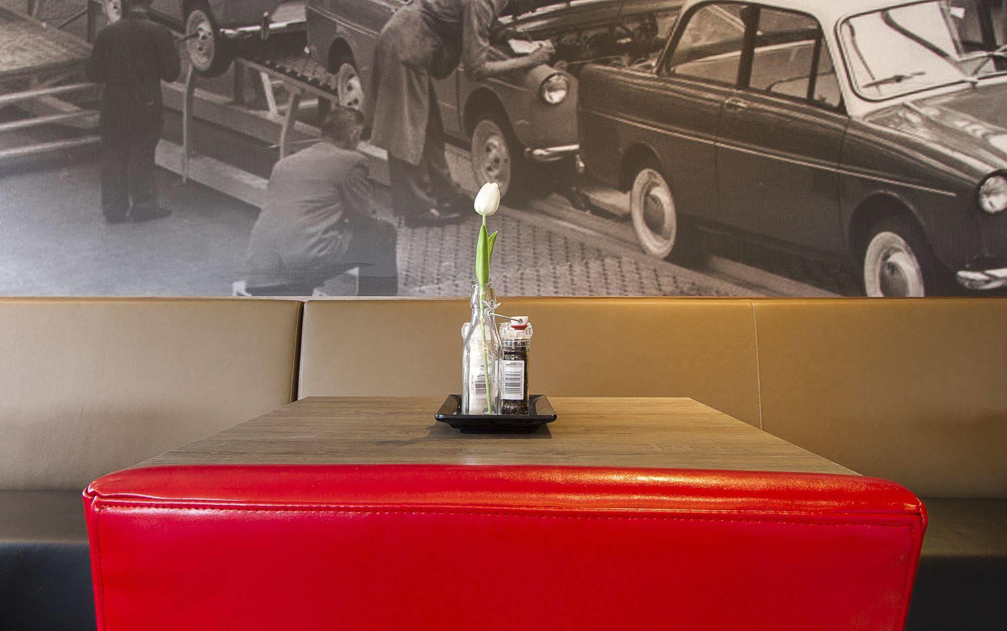 Bastion Hotel Eindhoven Waalre Экстерьер фото