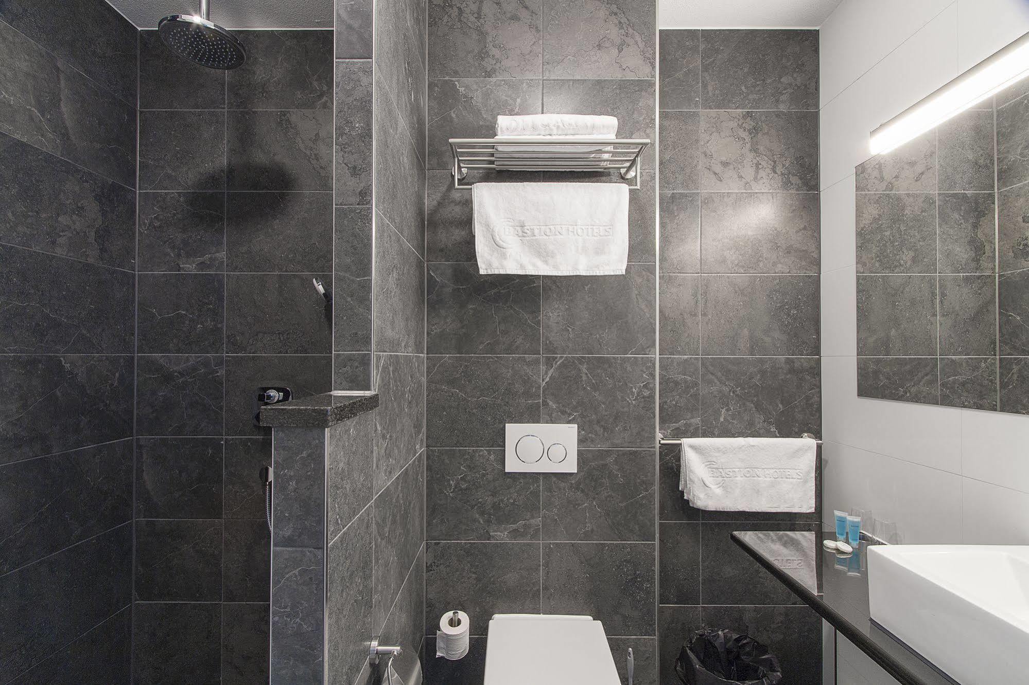 Bastion Hotel Eindhoven Waalre Экстерьер фото