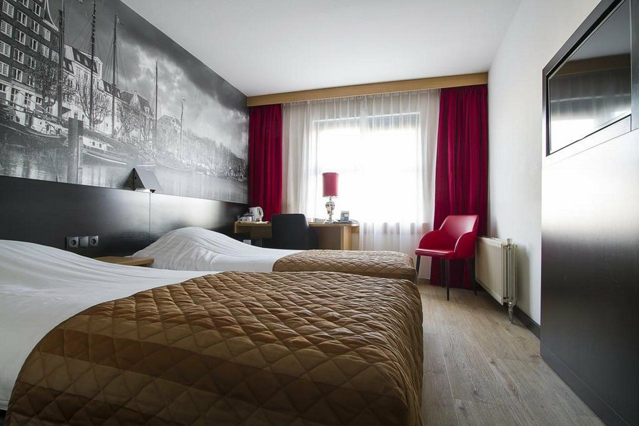 Bastion Hotel Eindhoven Waalre Экстерьер фото